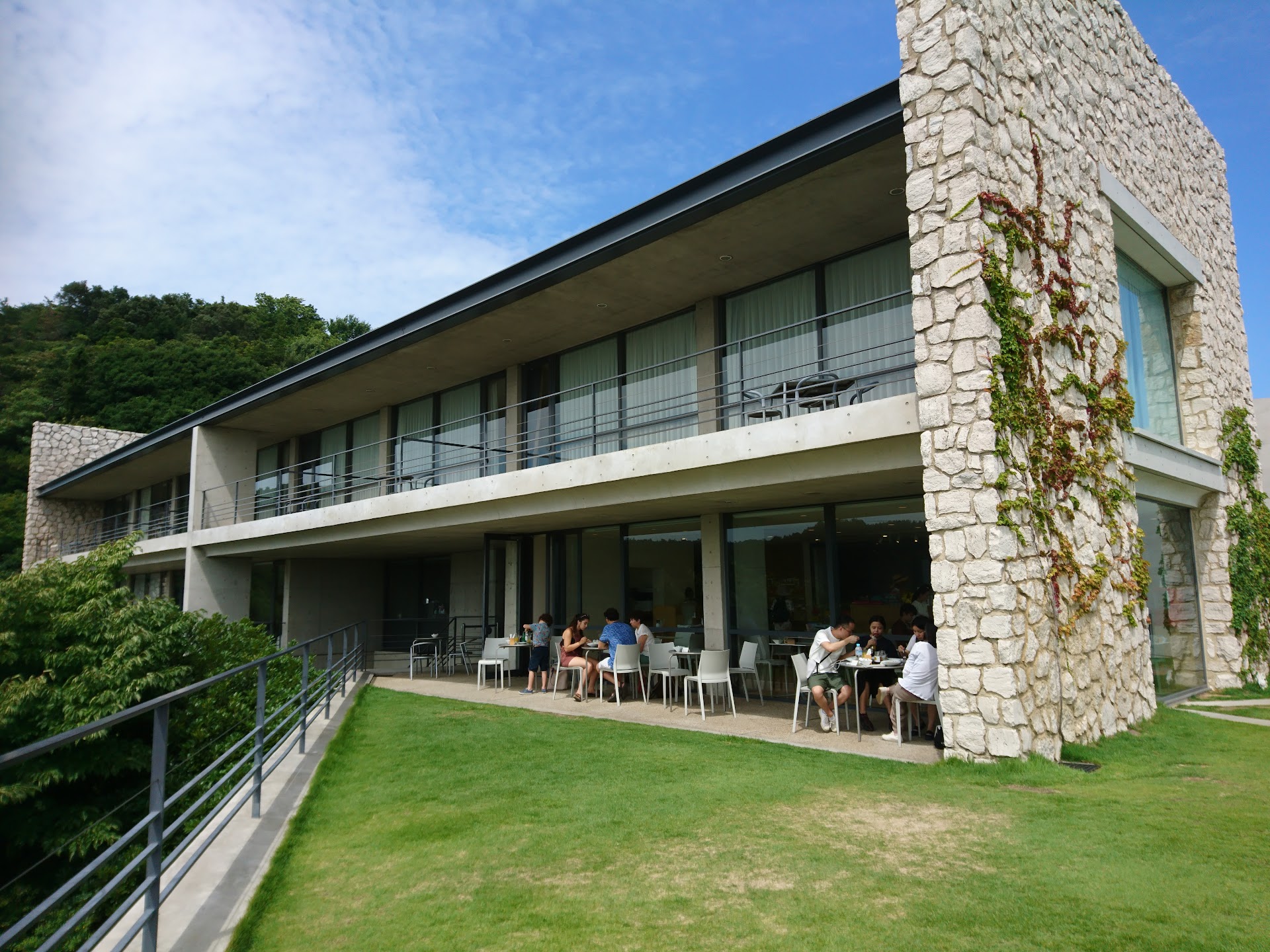 Benesse House, Naoshima — une nuit dans un musée face à la mer Intérieure du Japon
